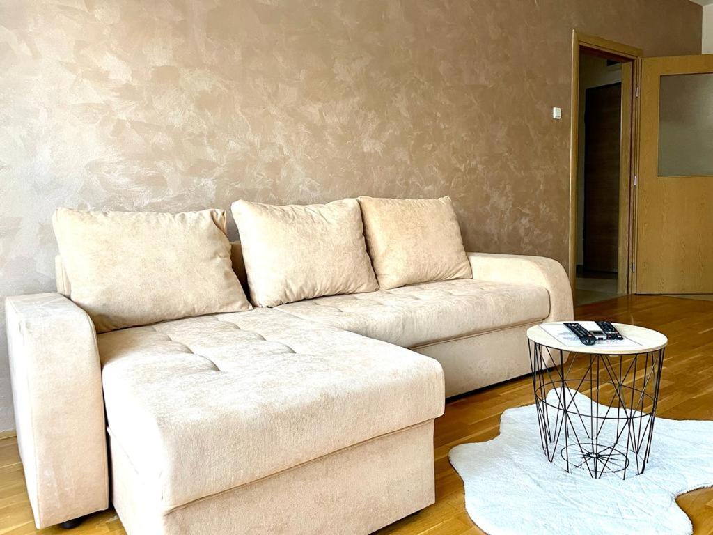 Naki Apartmani Podgorica Extérieur photo